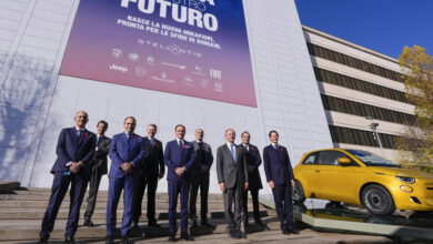Photo de Fiat 500 : Stellantis relance une version hybride à Turin